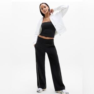 Athleta Black Wide Leg Pants with White Side Stripe Like New